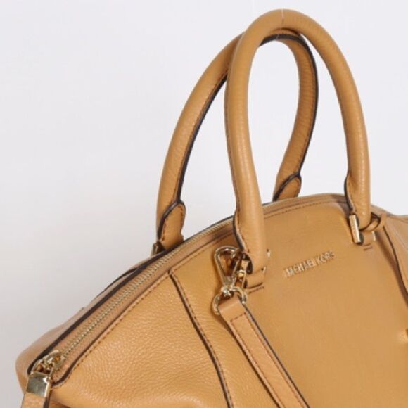 Michael kors Riley satchel in color camel - Picture 2 of 8